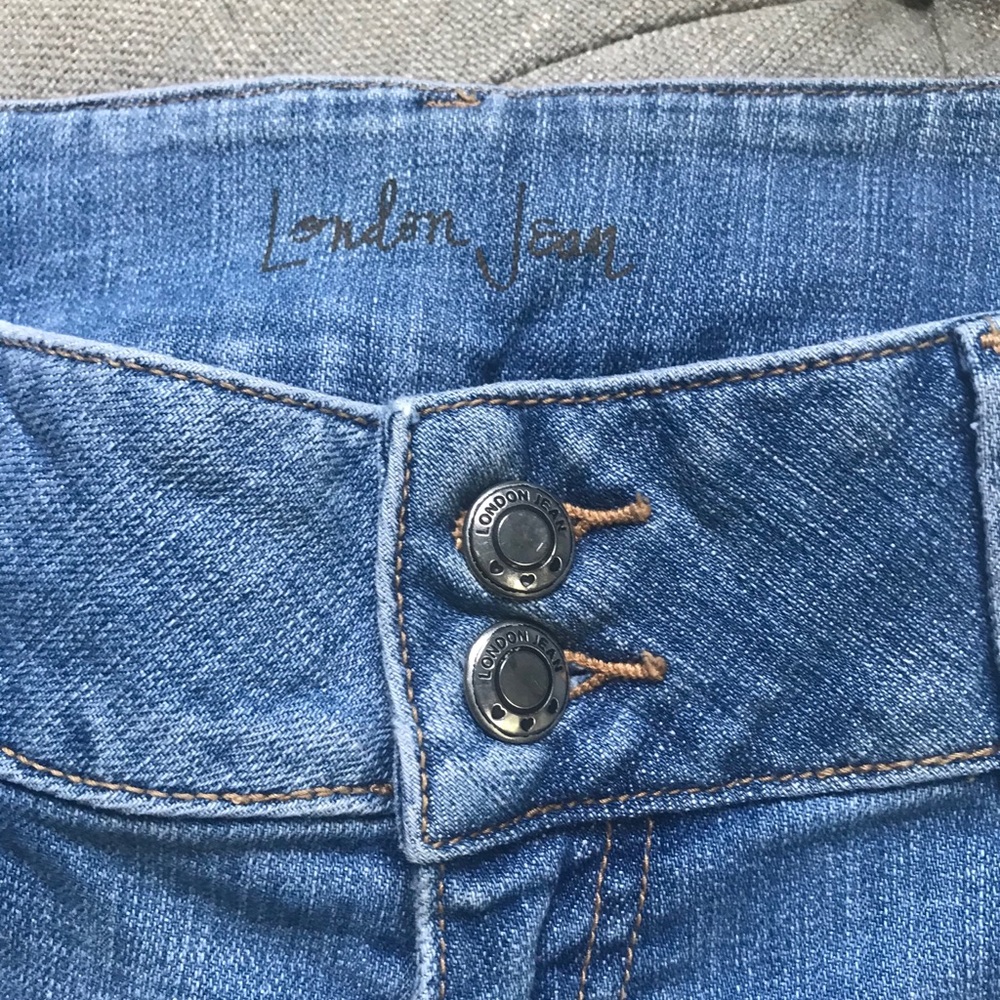 London Jean Tall Mid Rise Size 8 light wash - Picture 3 of 8
